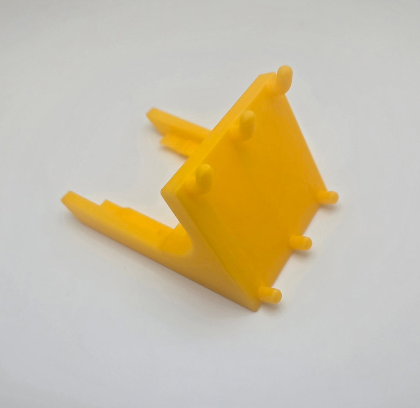 DeWalt Power Tool Battery Holder for 1" Pegboard Color Matched