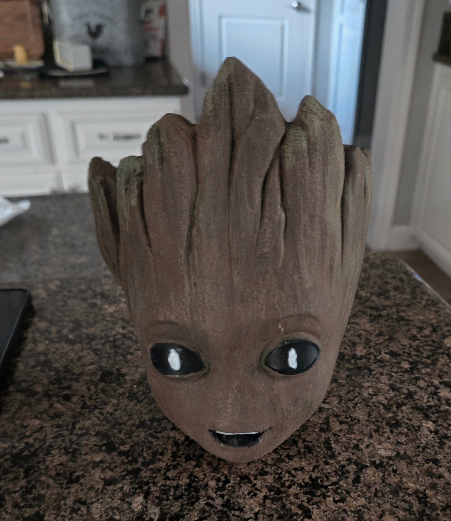 Baby Groot-inspired tree man planter – 3D printed geeky plant pot for succulents