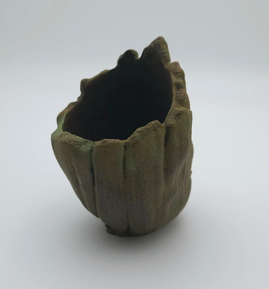 Baby Groot-inspired tree man planter – 3D printed geeky plant pot for succulents