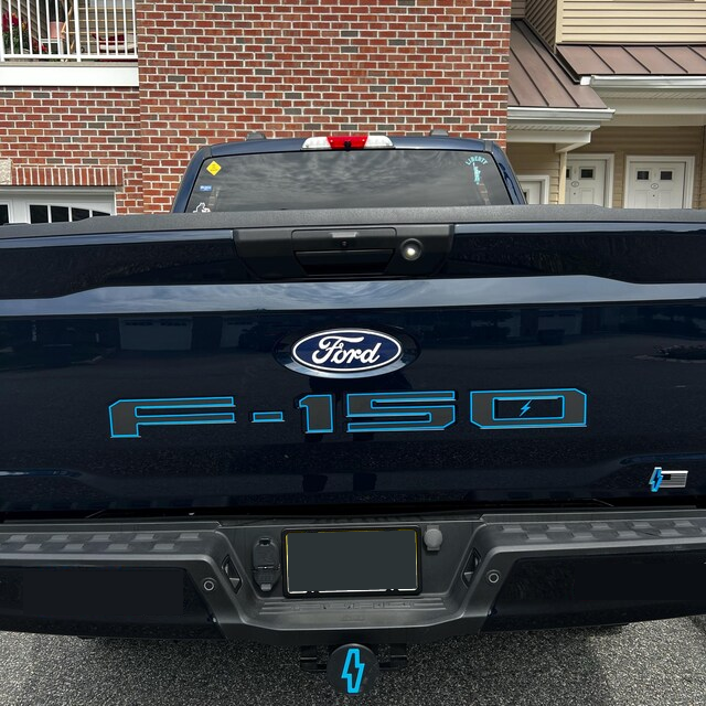 Ford F-150 Lightning/Flash "LIGHTNING BOLT" 3-Pc Color-Matched Interior/Exterior Accessory Gift Pack Kit