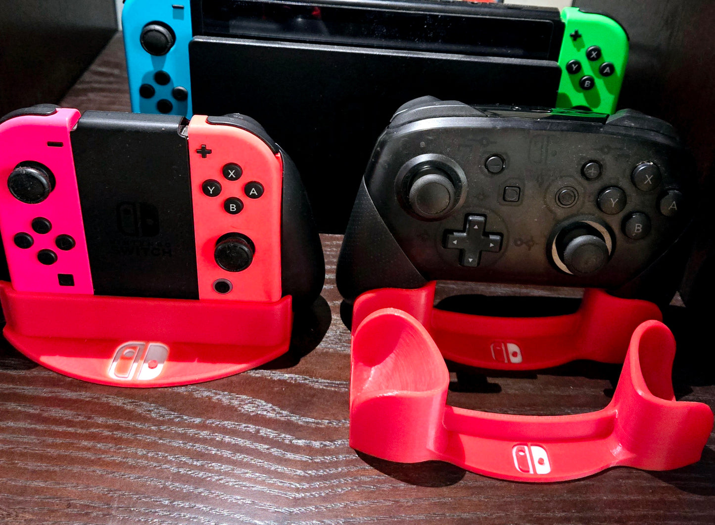 Custom Nintendo Switch Joy-Con controller stand – organizer and display holder