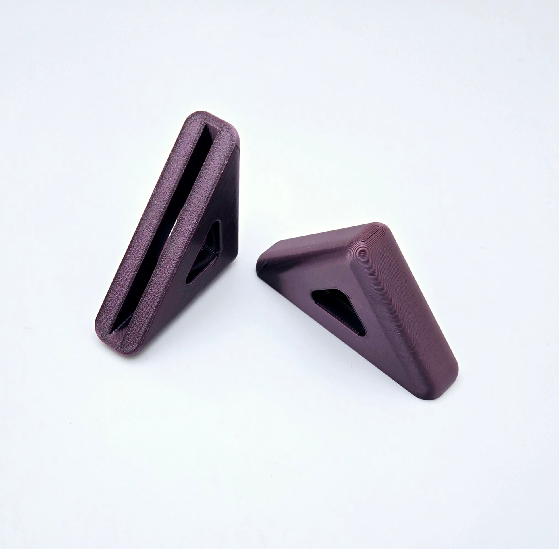 Flexible pinball glass edge guards for safe removal and service