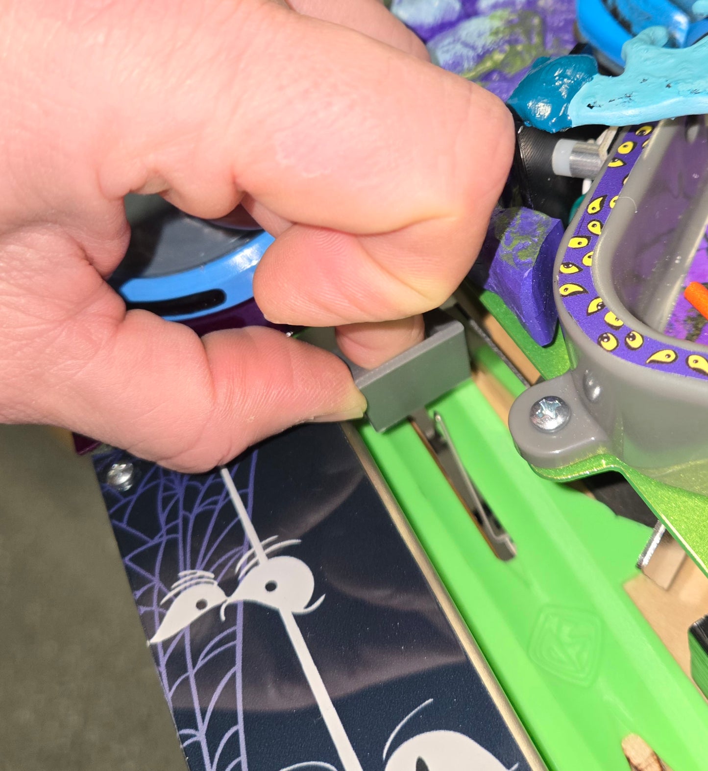 3D printed Scooby-Doo pinball fork stabilizer – fits 2023 Spooky Pinball machines